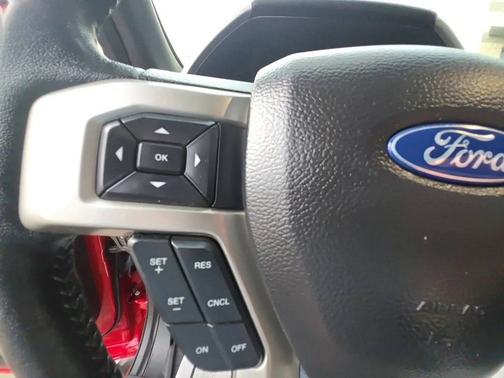 Used 2020 Red Ford Lariat image 20