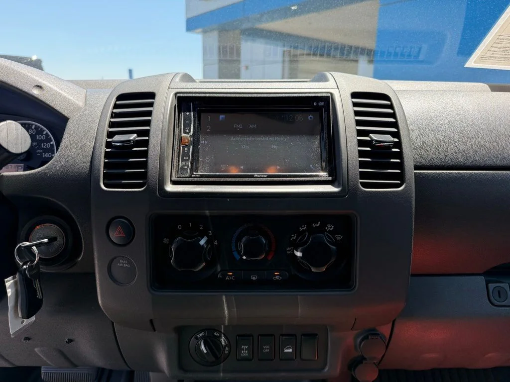 Used 2006 Silver Nissan NISMO Off-Road image 22