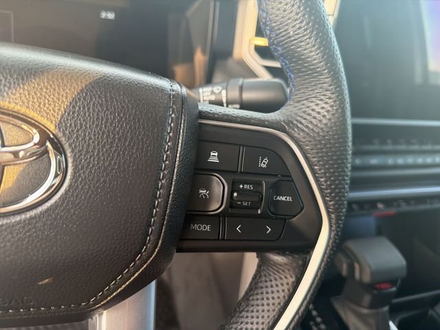 2025 Toyota Tundra Platinum - Photo 18