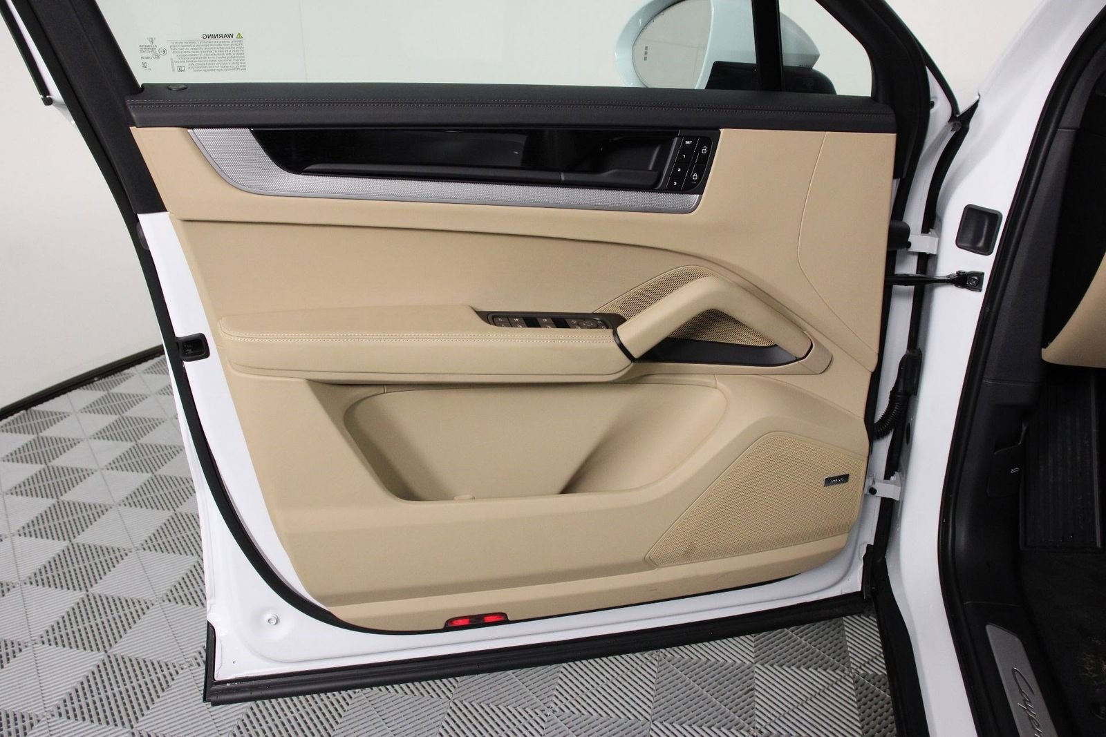 2026 Porsche Cayenne Coup S - Photo 21