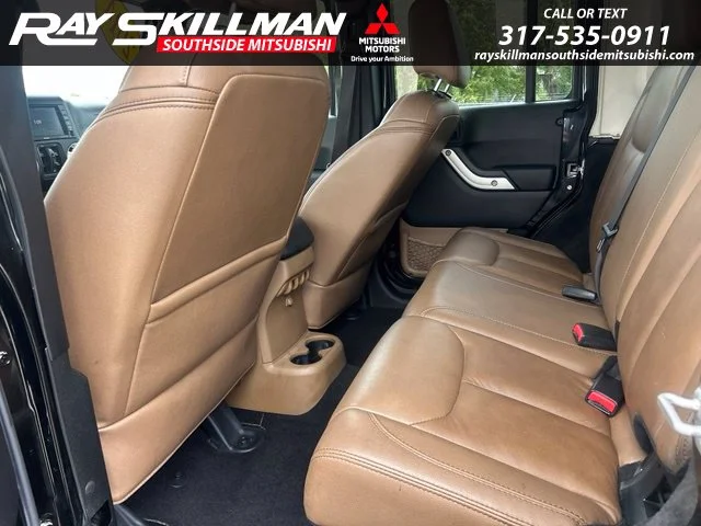 Used 2014 Black Jeep Unlimited Sahara image 13