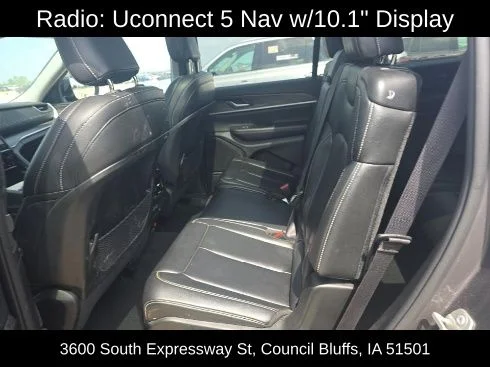 Used 2023 Gray Jeep Limited image 10