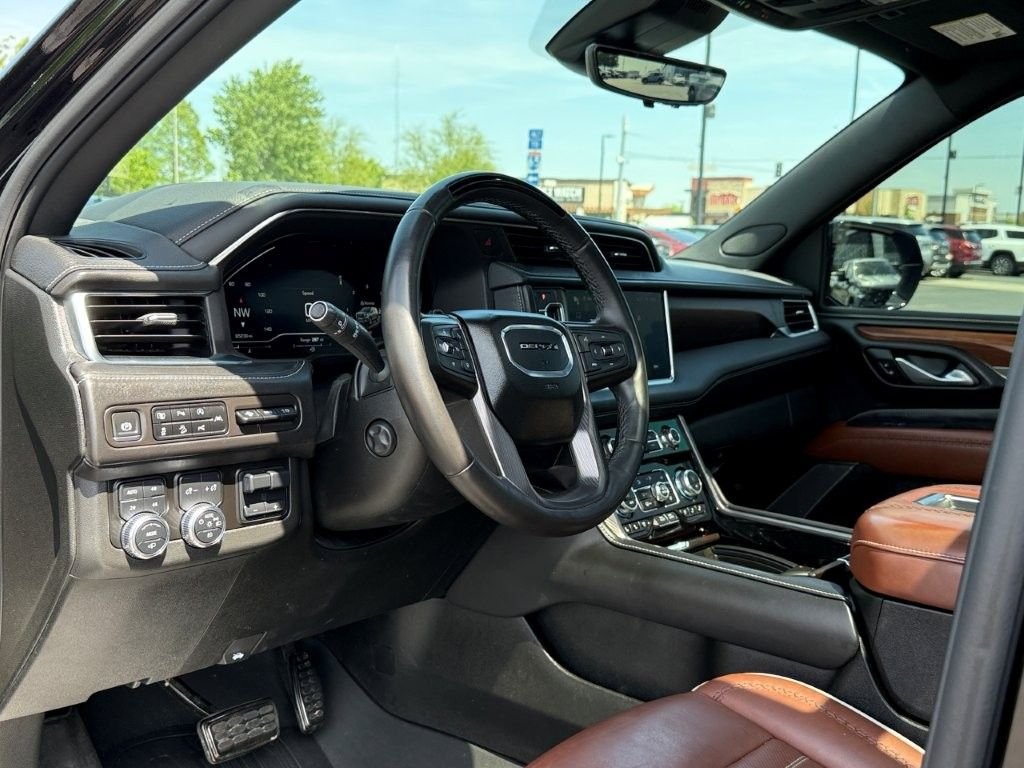 Used 2024 Black GMC Denali Ultimate image 11