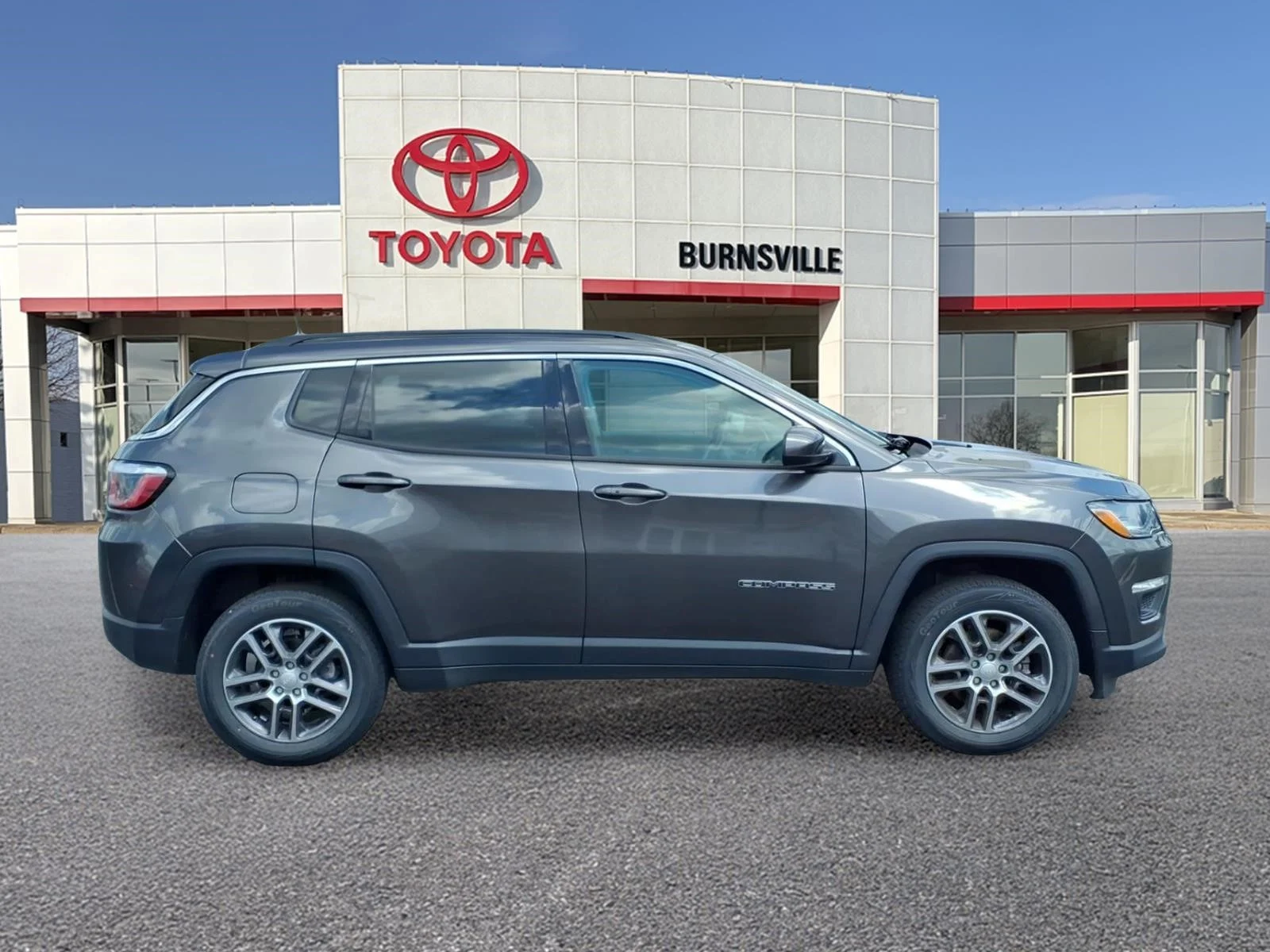 Used 2020 Jeep Compass Sun & Safety with VIN 3C4NJDBB3LT234472 for sale in Burnsville, Minnesota