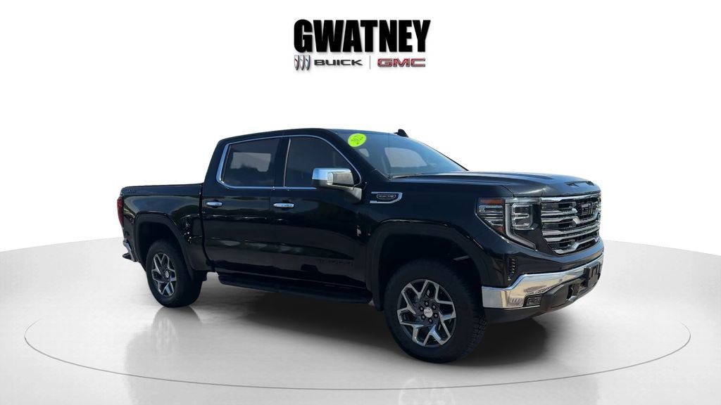 2022 GMC Sierra 4WD Crew Cab Short Box SLT's photo