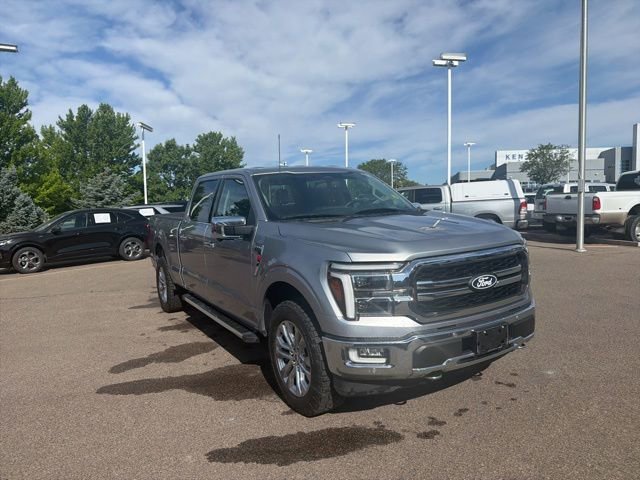 Used 2024 Silver Ford LARIAT image 7
