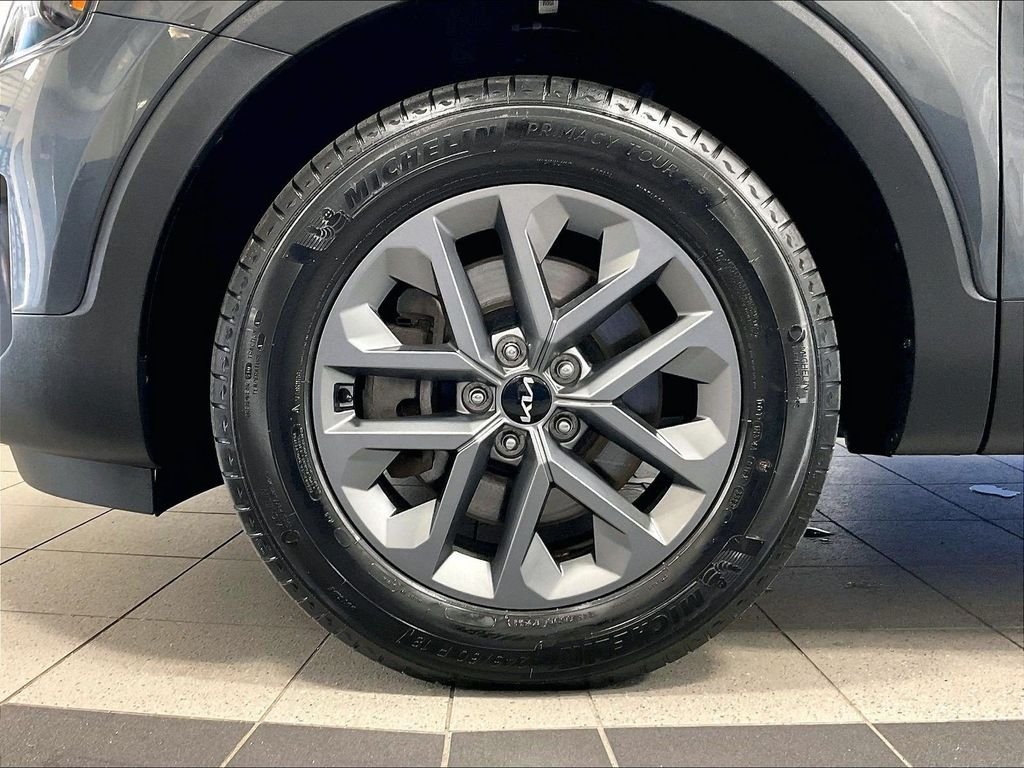 Used 2024 Gray Kia LX image 7