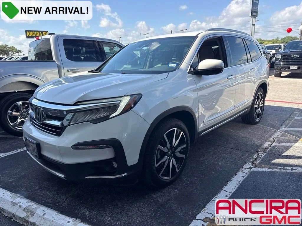 Used 2019 White Honda Touring image 1