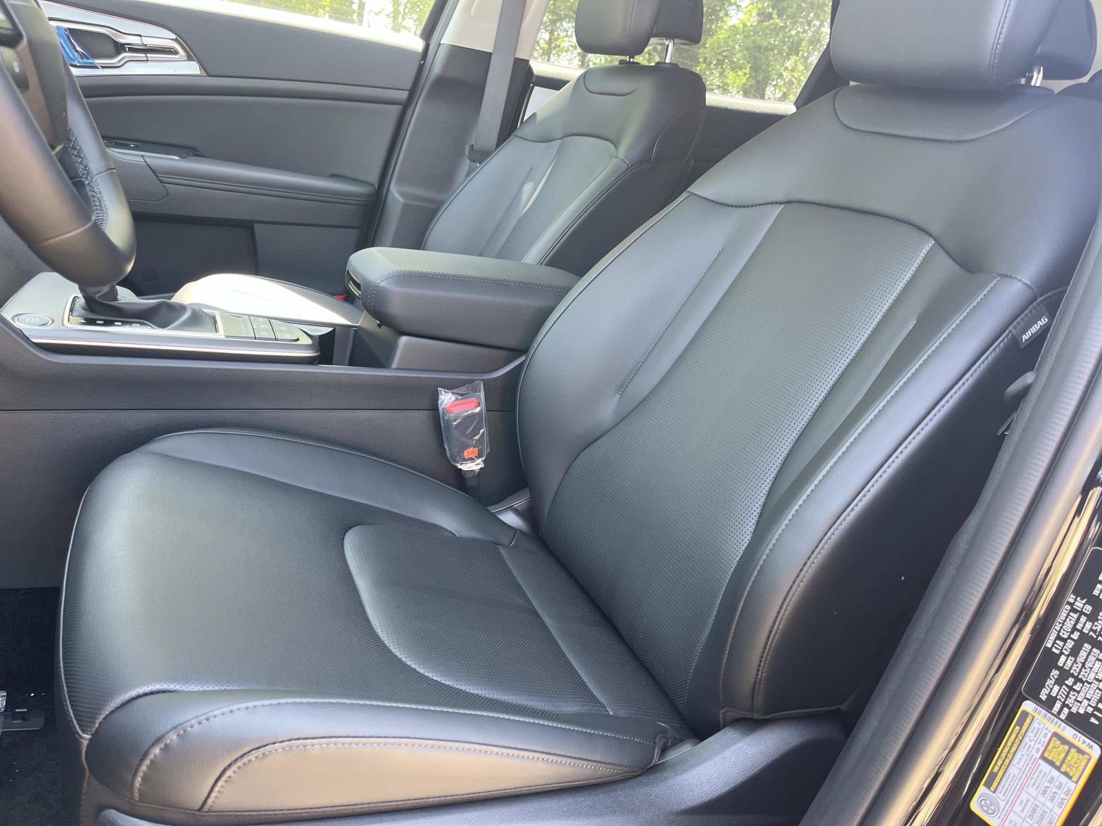 New 2026 Ebony Black Kia EX image 24