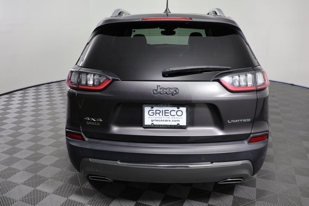 Used 2021 Gray Jeep Limited image 7