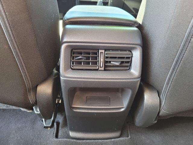 Used 2023  Honda EX image 17