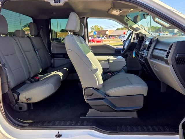 Used 2021 White Ford XL image 14