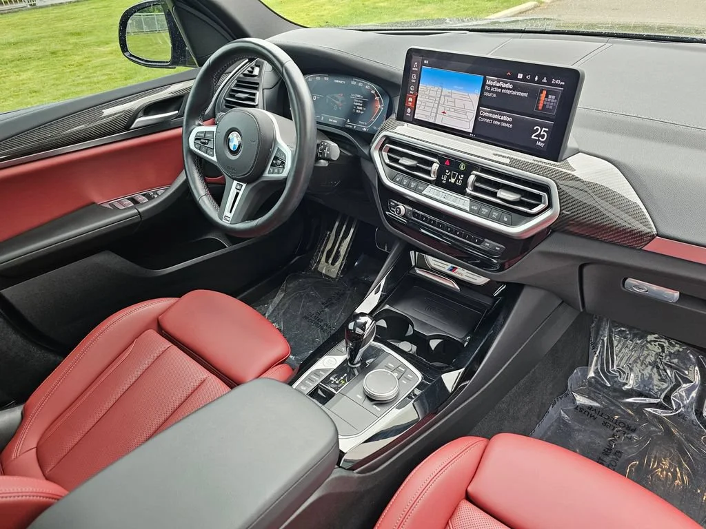 Used 2024  BMW M40i image 10