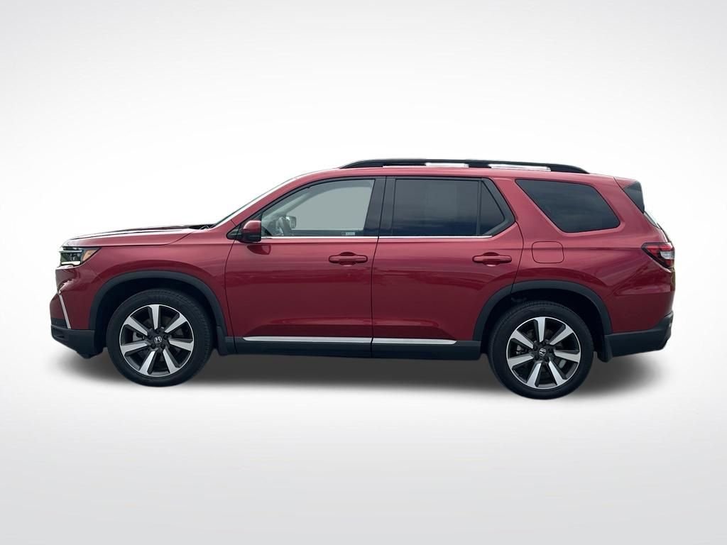 Used 2024  Honda Touring image 3