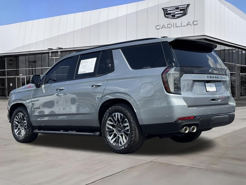 Used 2025 Gray Chevrolet Z71 image 5
