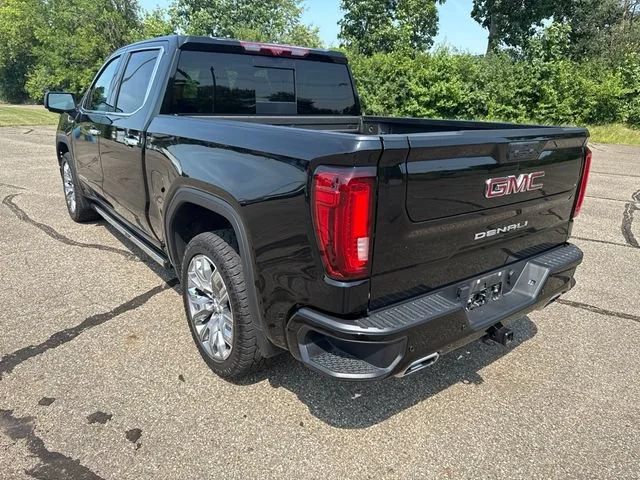 Used 2023 Onyx Black GMC Denali image 3