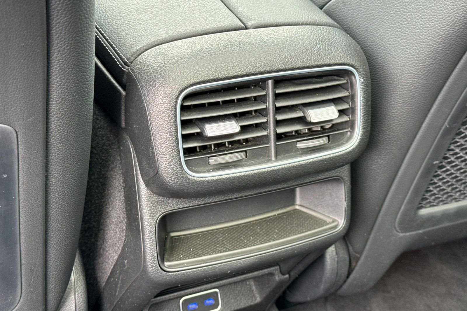 Certified Used 2025  Mercedes-Benz GLE 450 image 33