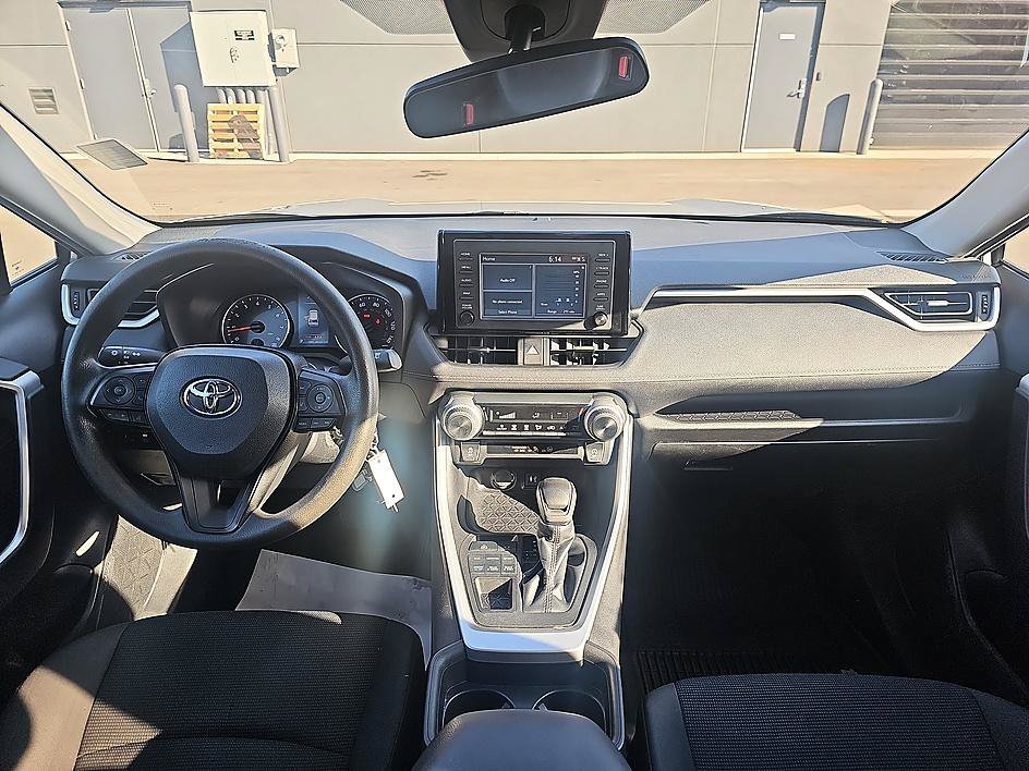 Used 2019 Silver Sky Metallic Toyota LE image 30