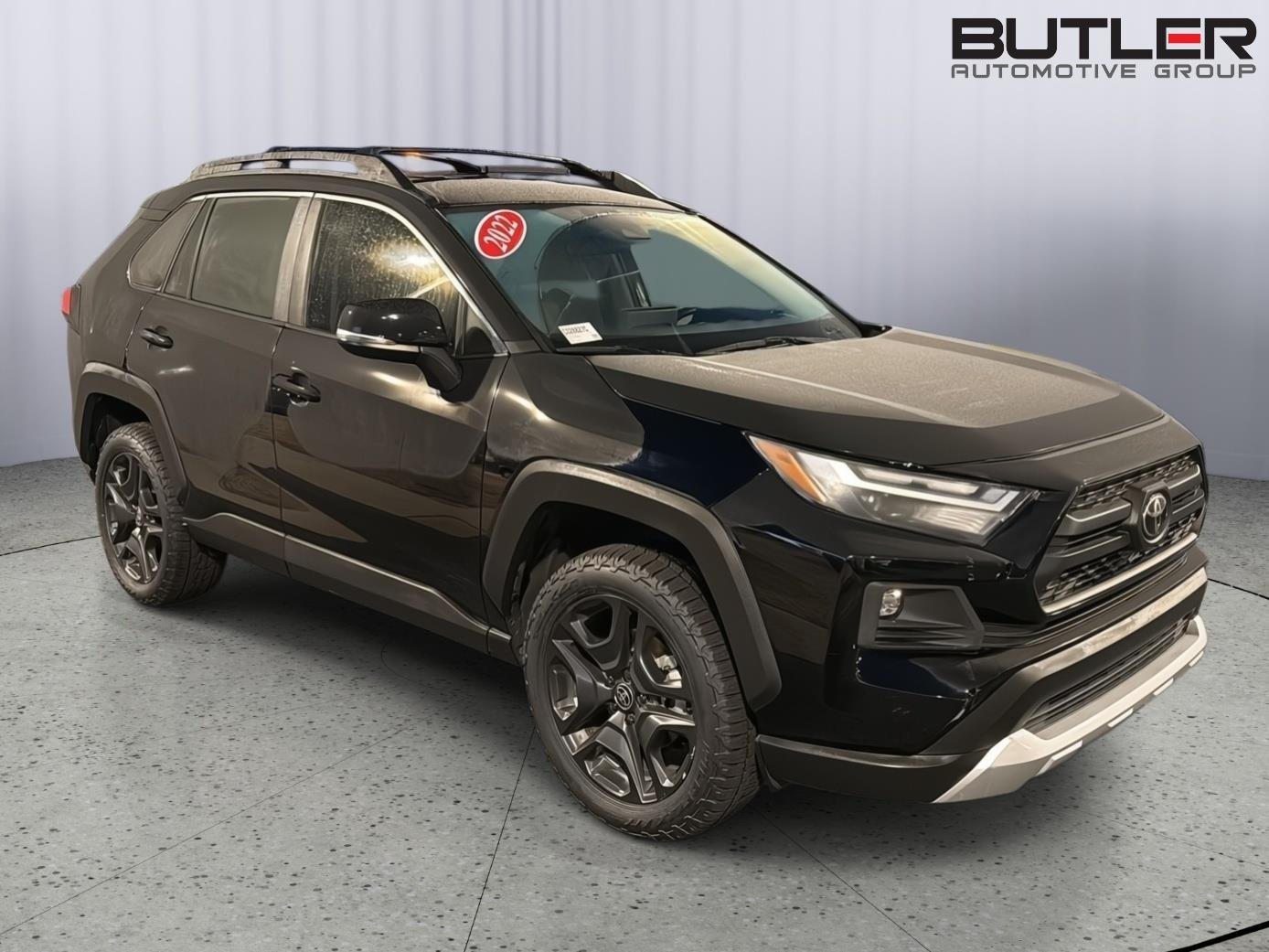 Used 2022 Midnight Black Metallic Toyota Adventure image 8