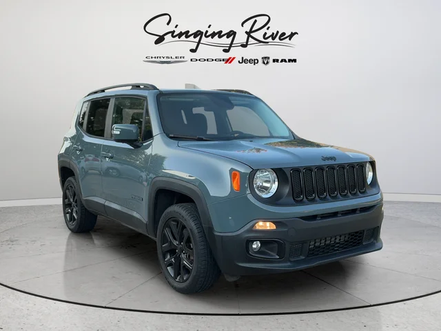 Used 2017 Gray Jeep Latitude image 1