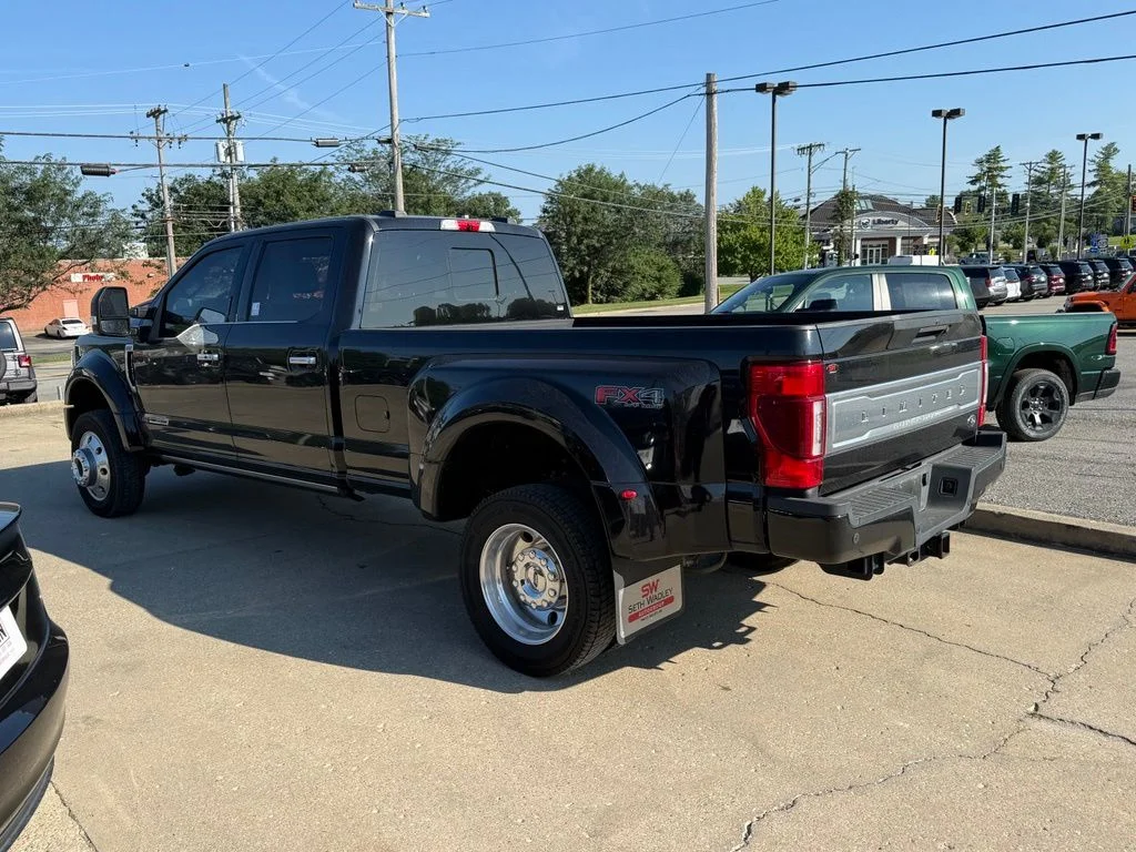 Used 2022 Black Ford Limited image 10