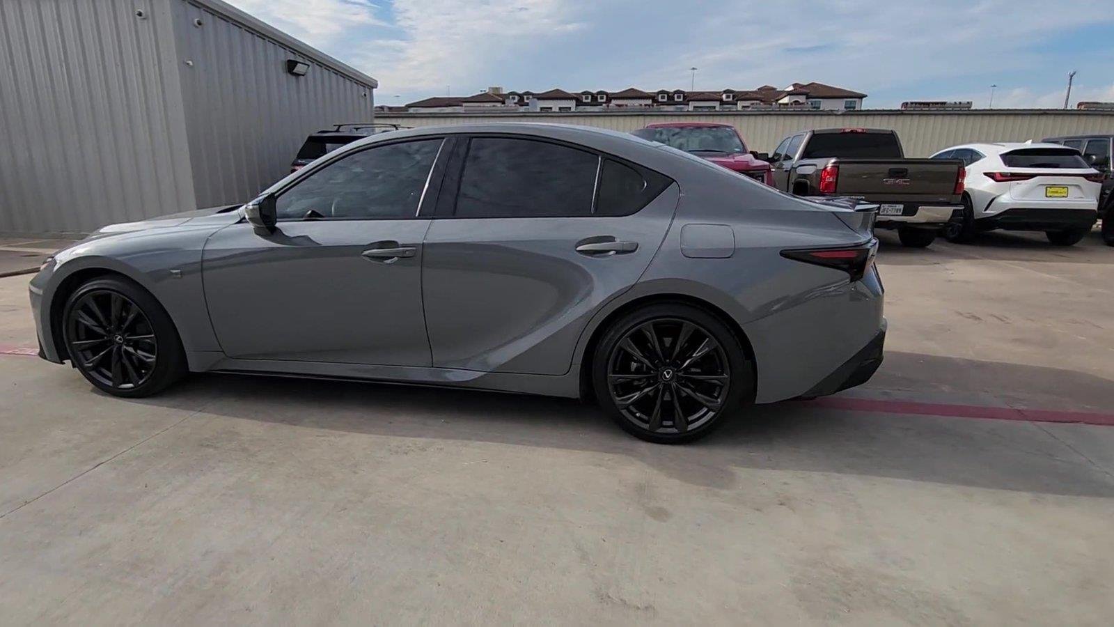 2025 Lexus IS 350 F SPORT DESIGN - Photo 6