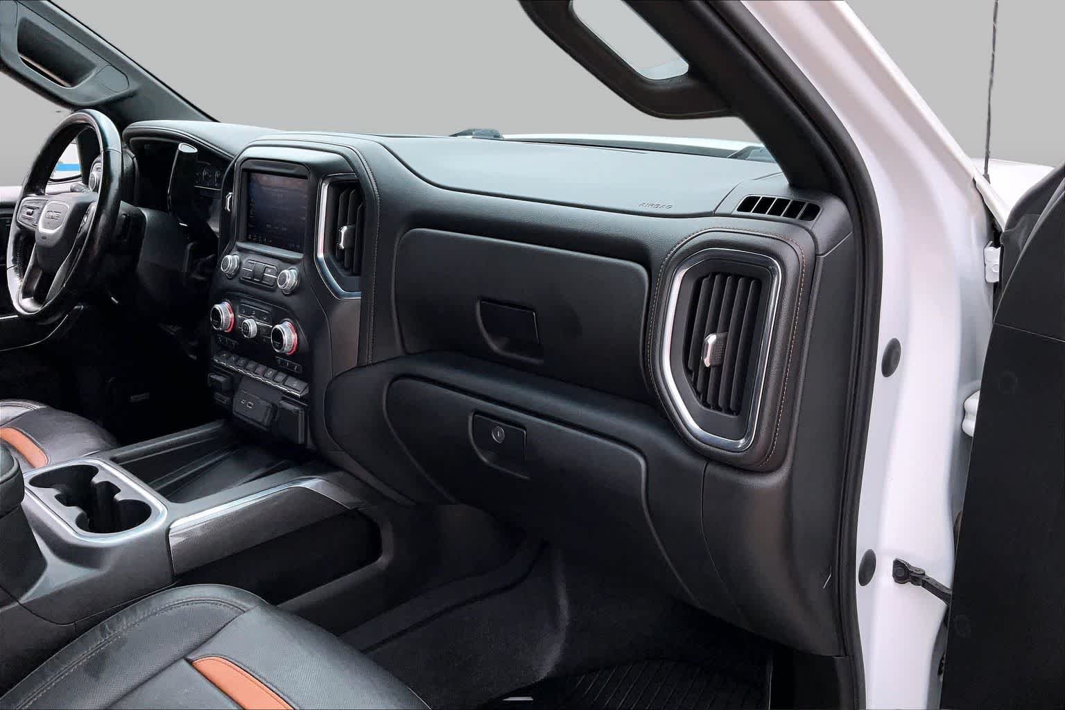 Used 2021 Summit White GMC AT4 image 17