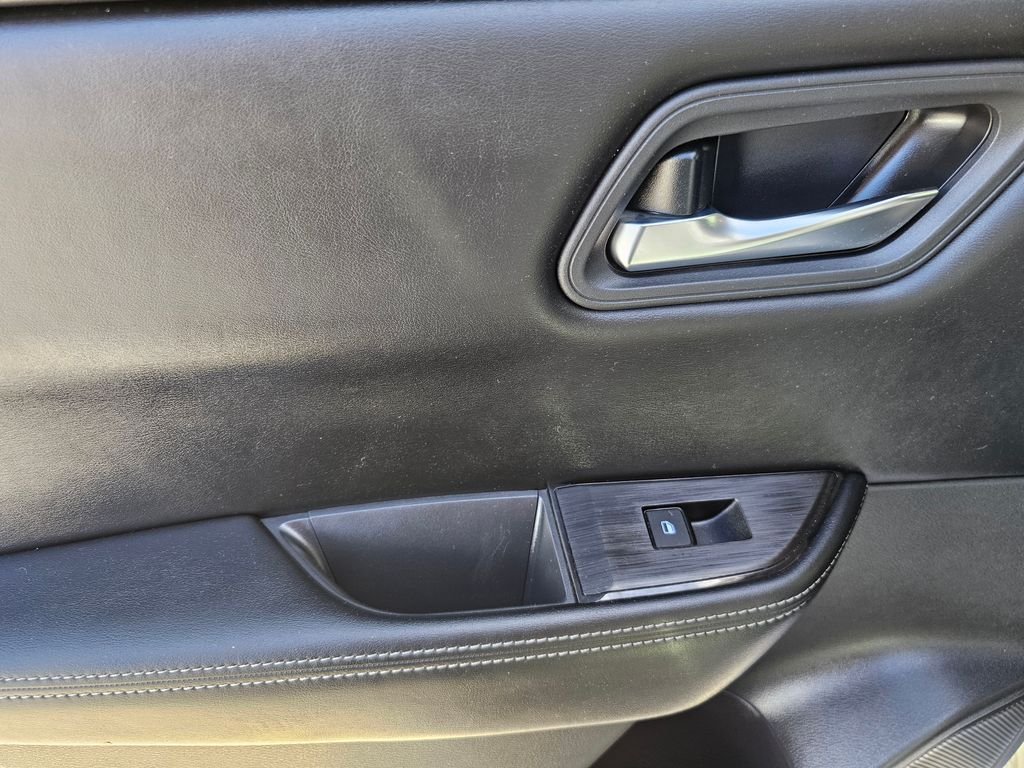 Used 2024 Silver Nissan SV image 19