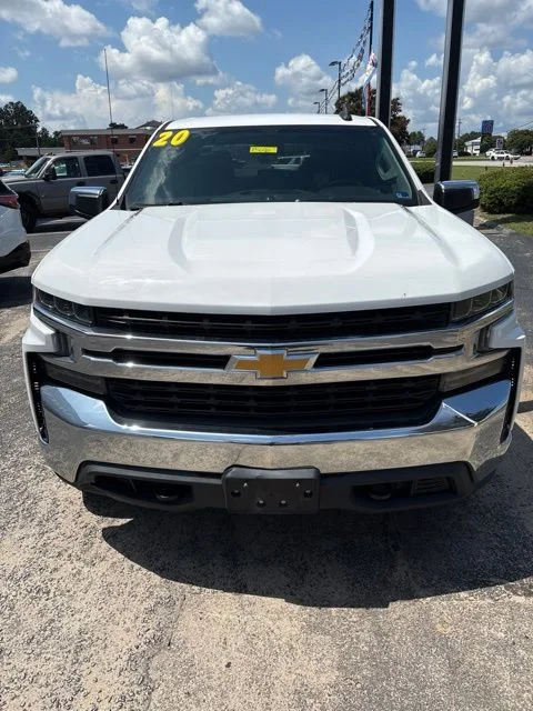 Used 2020 White Chevrolet LT image 2