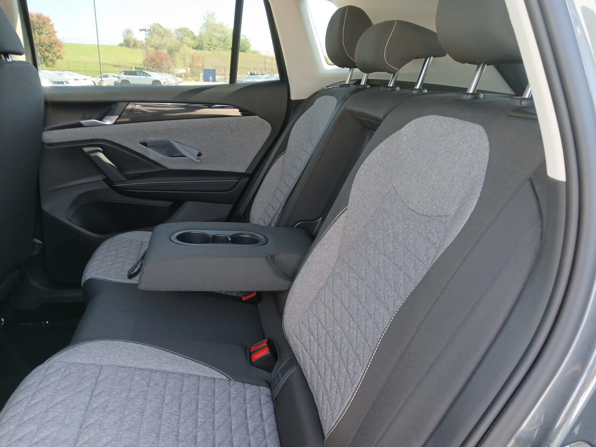 New 2026 Platinum Gray Metallic Volkswagen S image 22