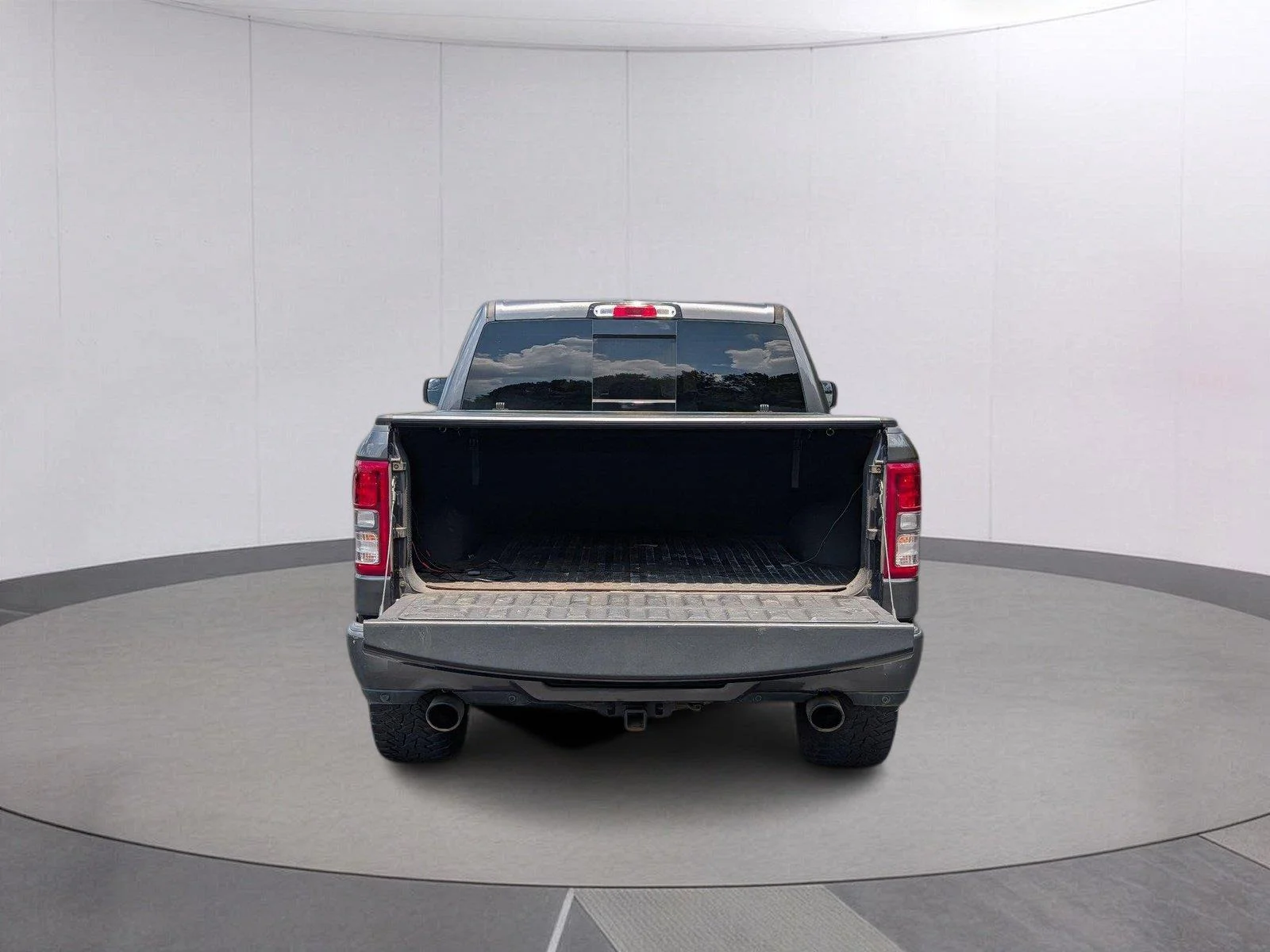 Used 2021 Granite Crystal Metallic Clearcoat Ram Big Horn image 5