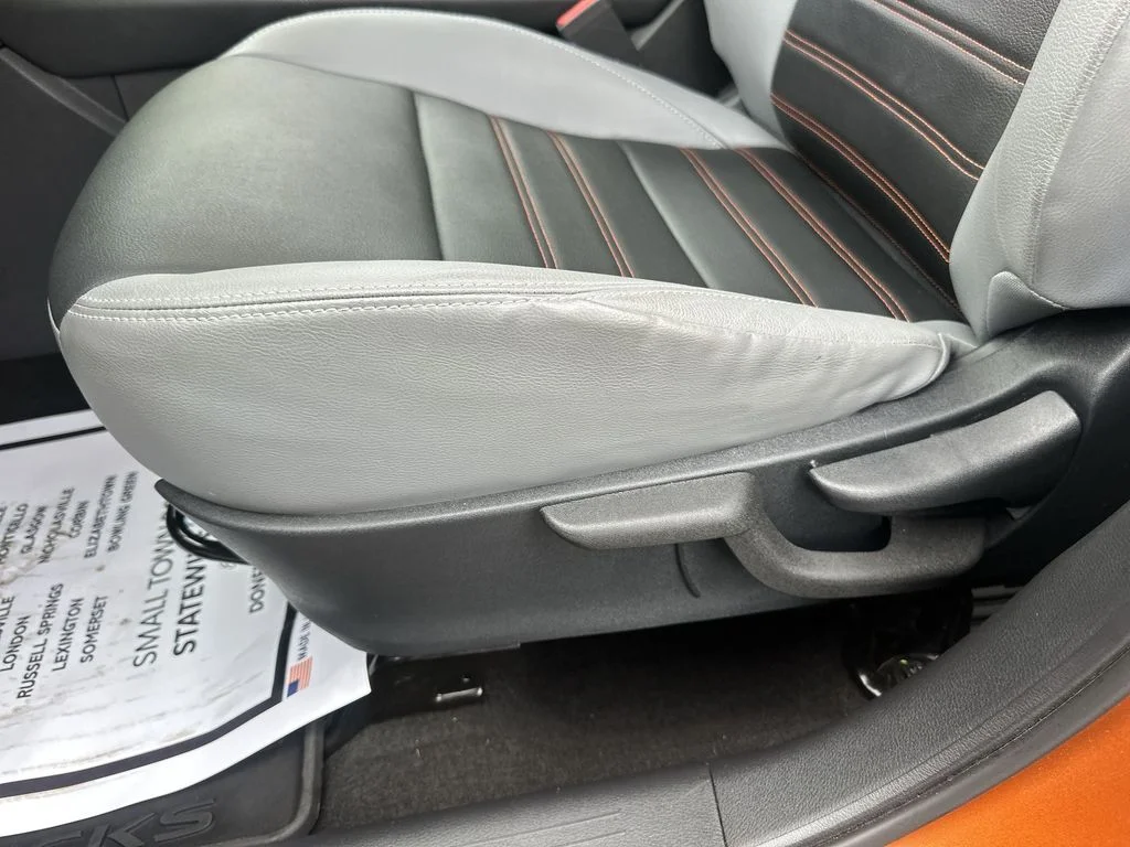 Used 2023 Orange Nissan SR image 14