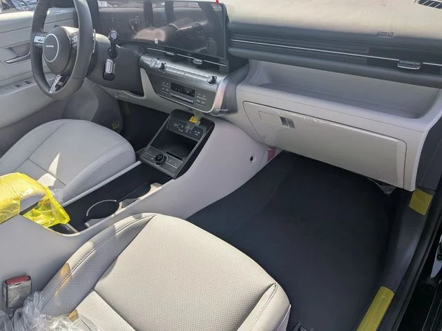 New 2026 Black Hyundai SEL Premium image 25