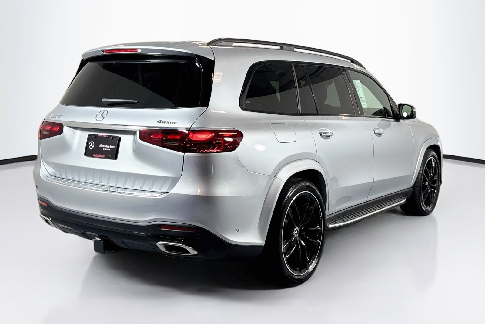 New 2026 Cirrus Silver Metallic Mercedes-Benz GLS 580 image 5
