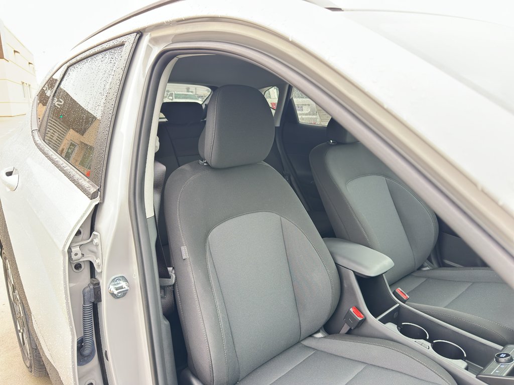 Used 2025 Cyber Gray Metallic Hyundai SEL Convenience image 30