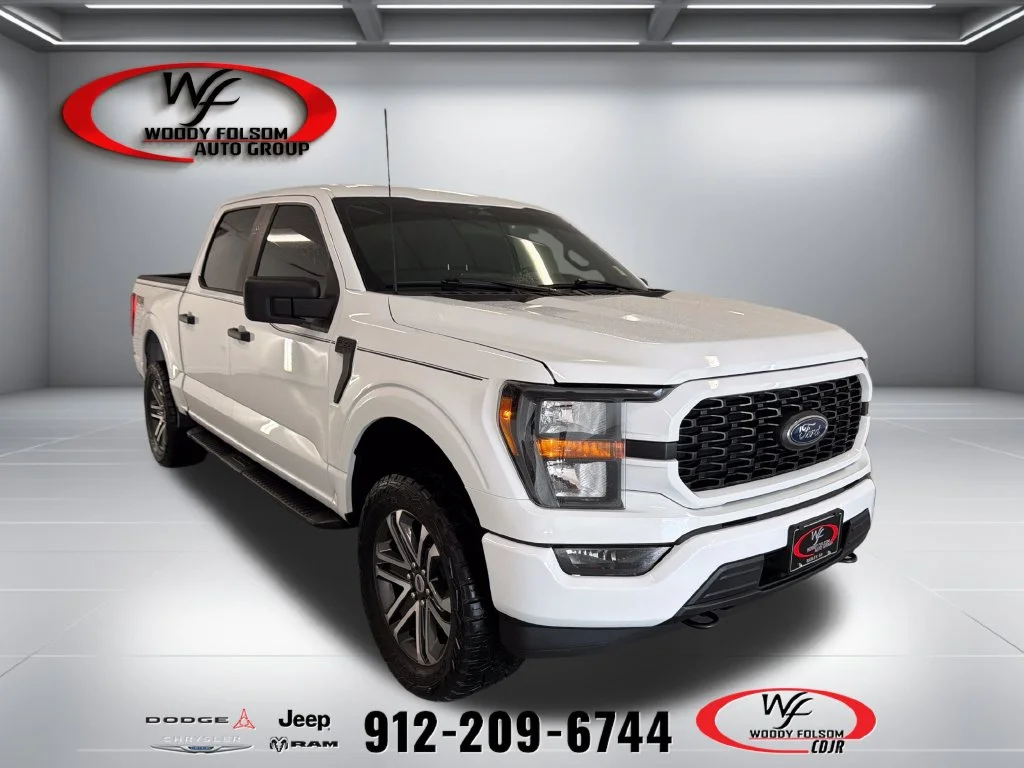 Used 2023 White Ford XLT image 1