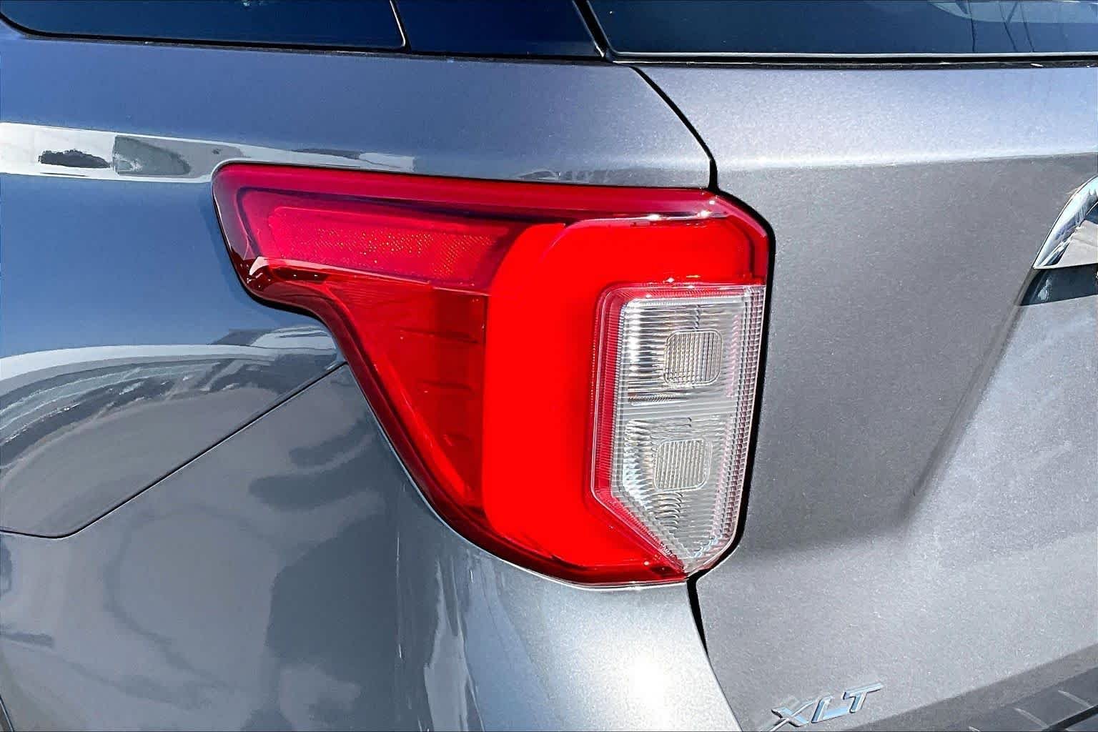 Used 2023 Carbonized Gray Metallic Ford XLT image 26