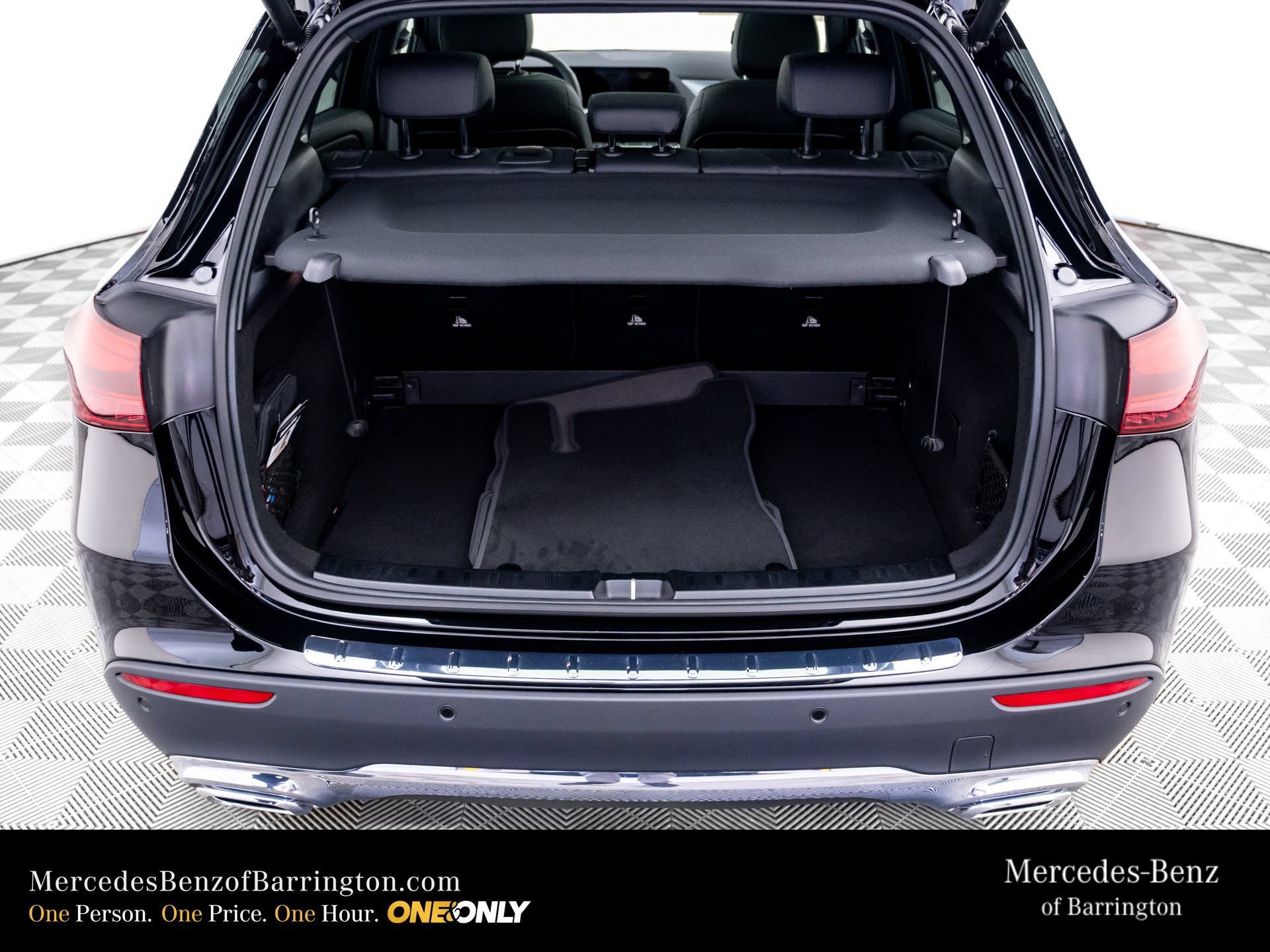 New 2026 Night Black Mercedes-Benz GLA 250 image 73