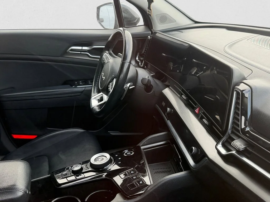 Used 2023 Black Kia EX image 7