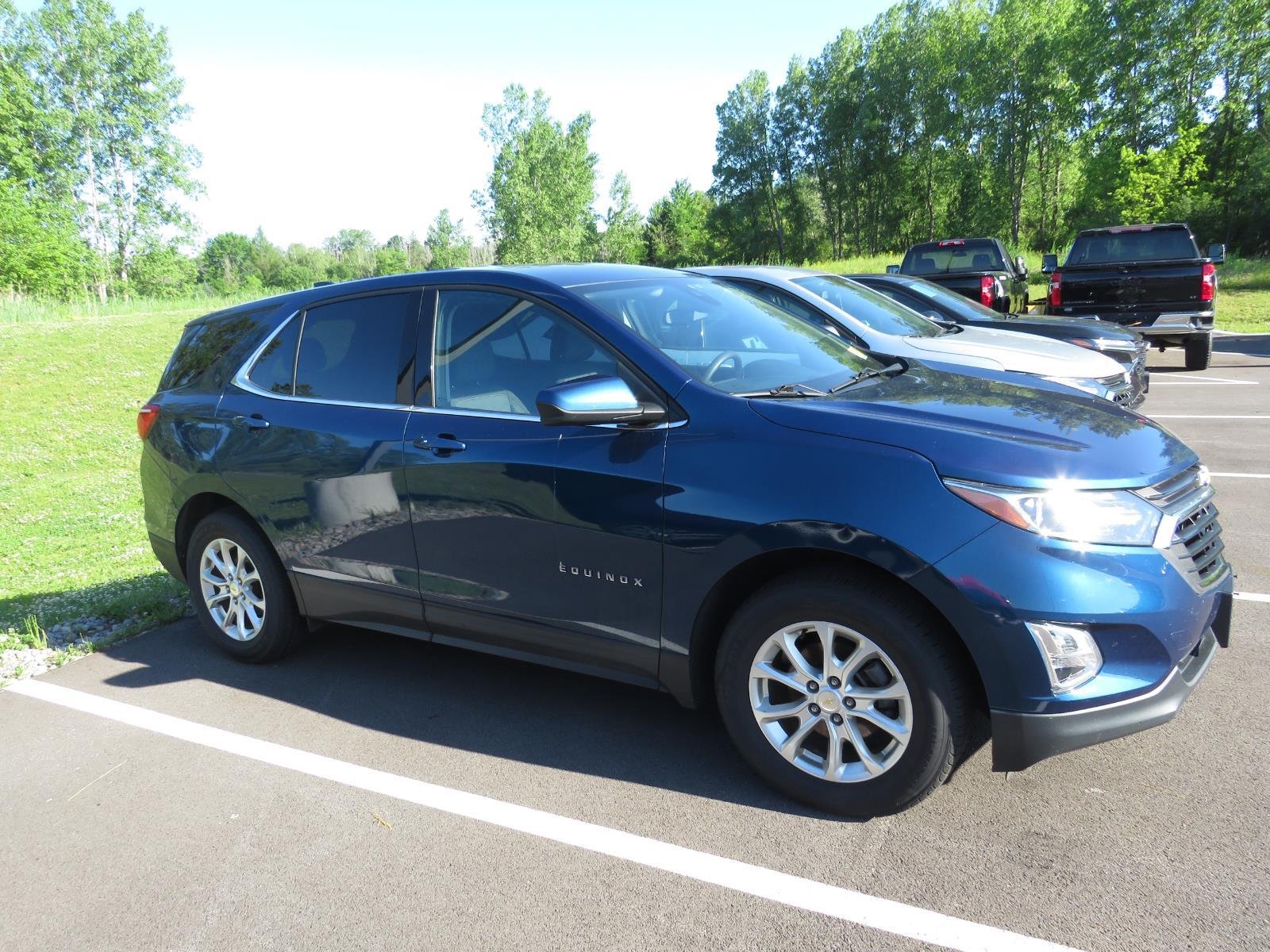 Used 2020 Pacific Blue Metallic Chevrolet LT image 5