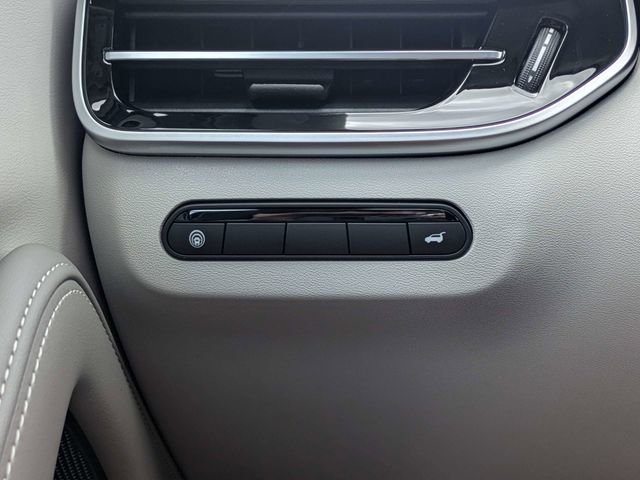 New 2027 BLACK OBSIDIAN INFINITI Pure FWD image 26