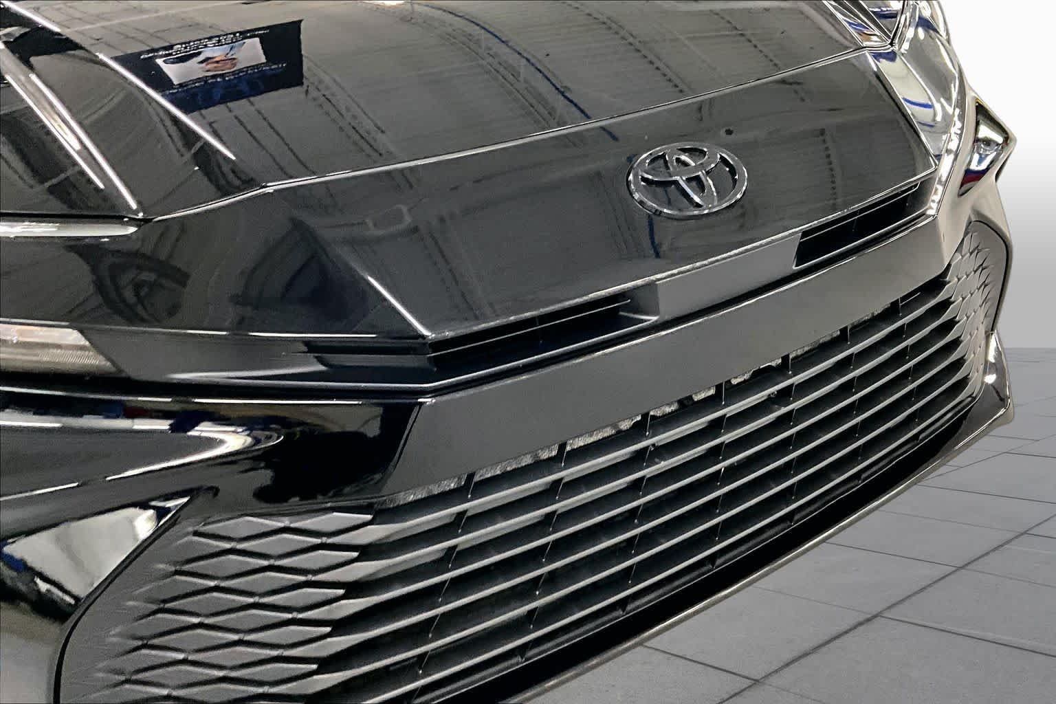 Used 2025 Midnight Black Metallic Toyota LE image 30