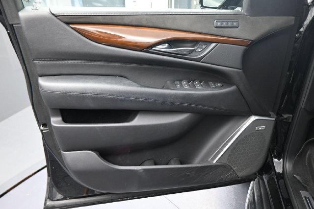 Used 2020 Black Cadillac Premium image 22