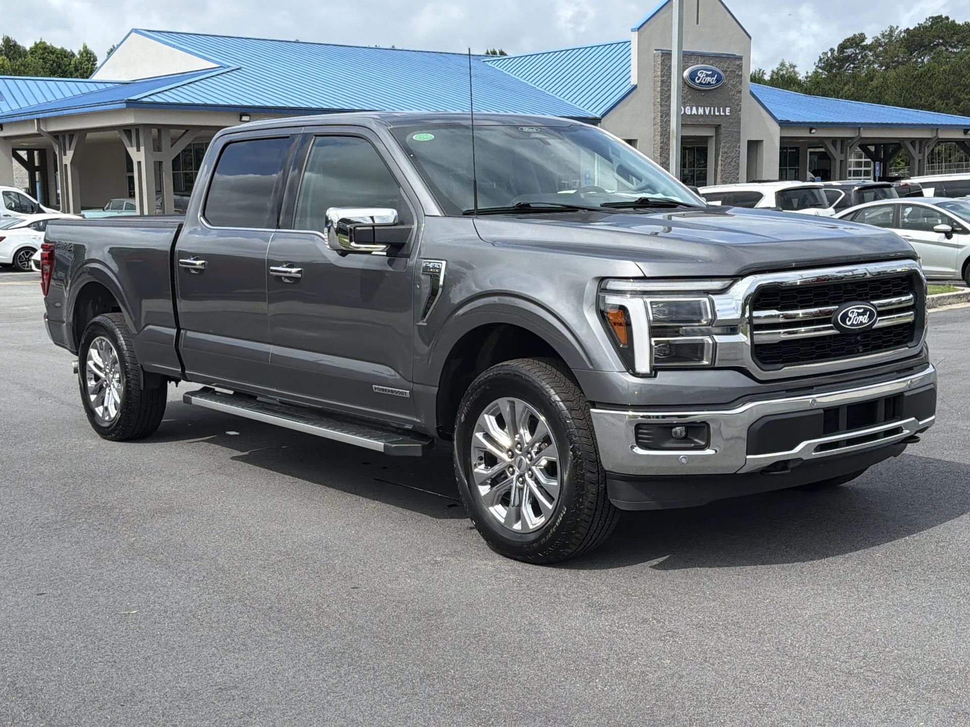Certified Used 2025 Gray Metallic Ford Lariat image 34