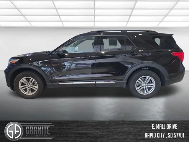 Used 2023 Black Ford XLT image 3