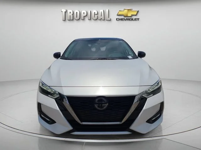 Used 2021 White Nissan SR image 8