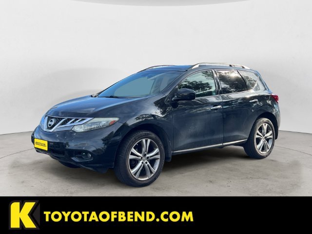 Used 2011 Black Nissan LE image 1