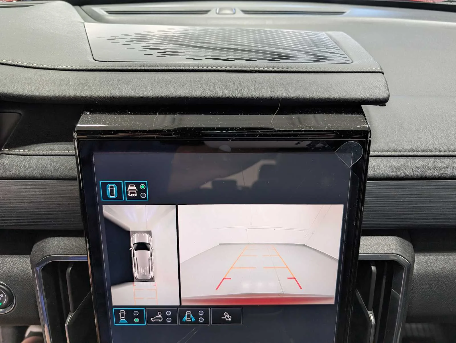 2026 GMC Acadia Elevation - Photo 27