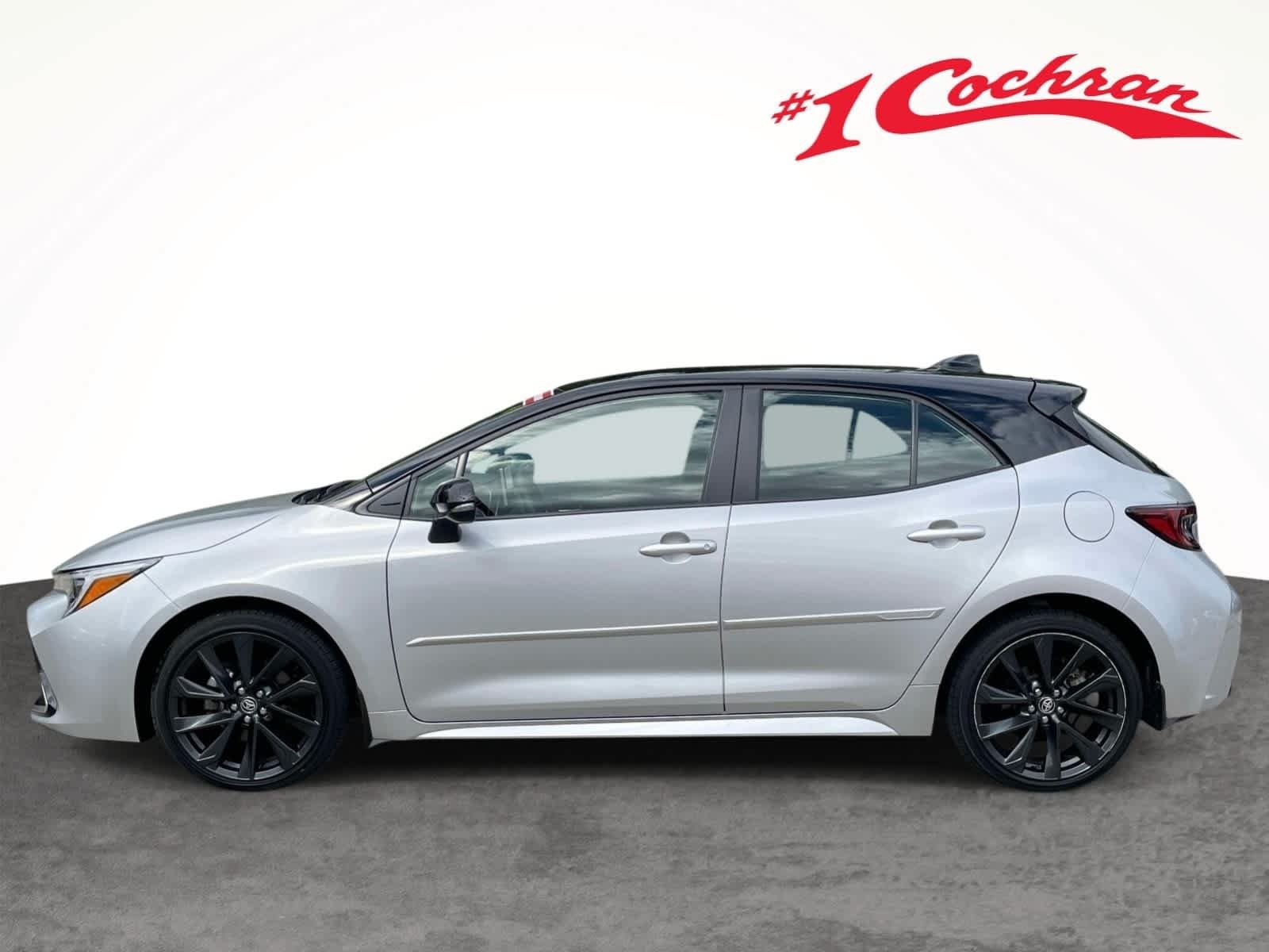Used 2025 Classic Silver Metallic/Midnight Black Metallic Toyota XSE image 15