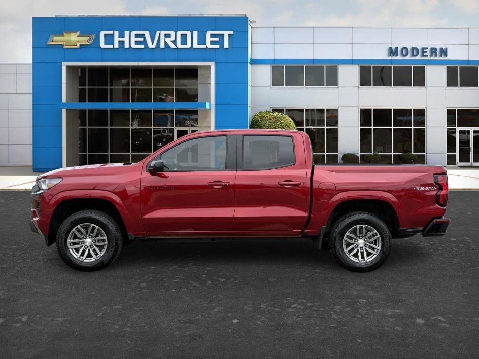Used 2023 Radiant Red Tintcoat Chevrolet 4WD LT image 2